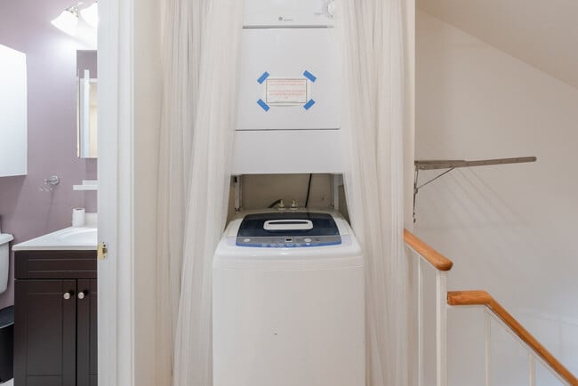 Building Photo - 12001 State Rte 5320