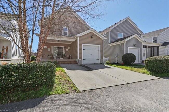 Building Photo - 326 Sedium Ln