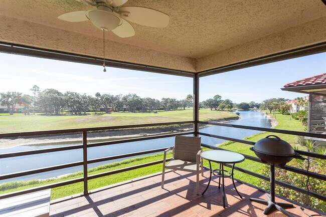 Building Photo - 5630 Golf Pointe Dr
