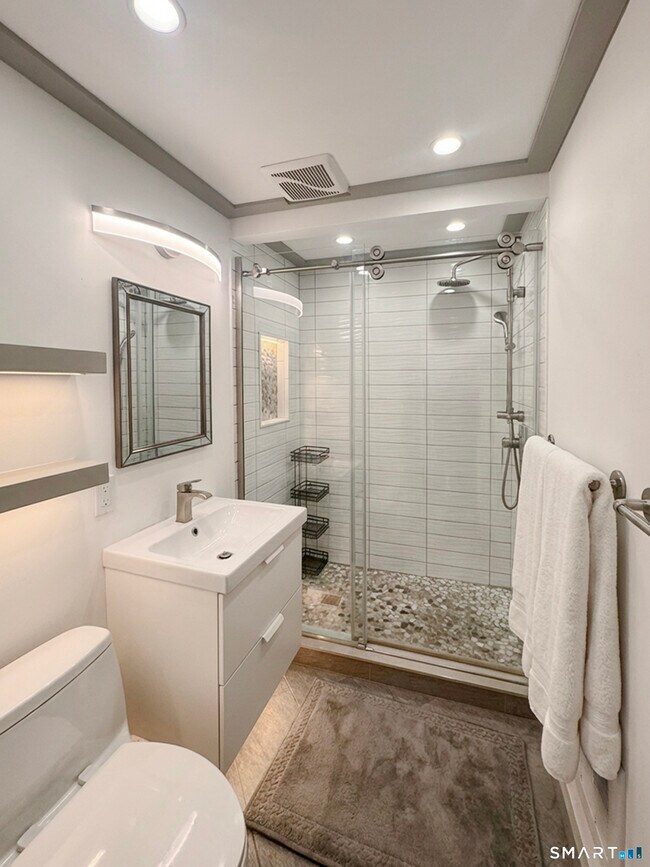 Building Photo - 60 Connecticut Ave