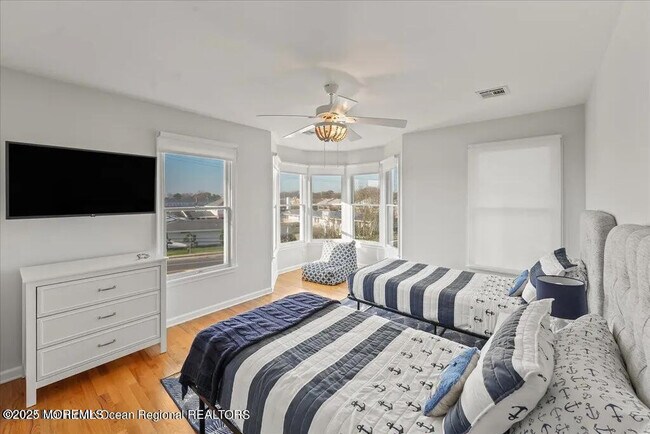 Building Photo - 303 NJ-35