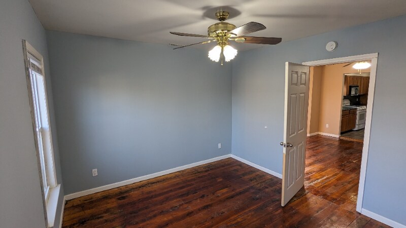 Building Photo - 1553 Helderberg Ave