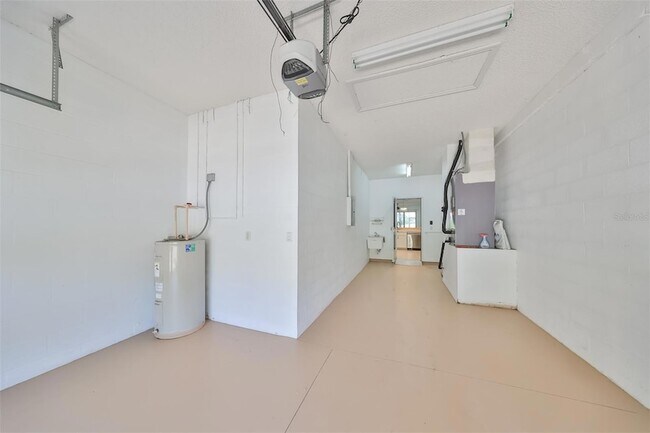 Building Photo - 633 Tremont Greens Ln