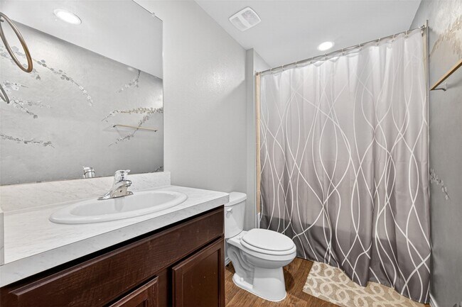 Building Photo - 40347 Blossom Vly Ln