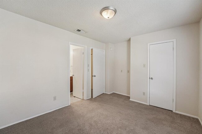 Building Photo - 12306 Abney Dr