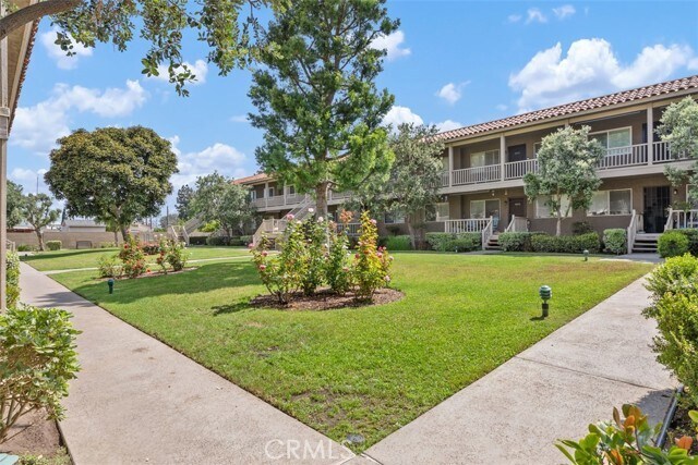 Building Photo - 531 S La Veta Park Cir