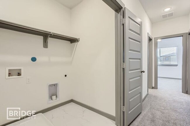 Building Photo - OXFORD PLAN