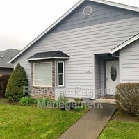 Building Photo - 145 SW Vicki Ln