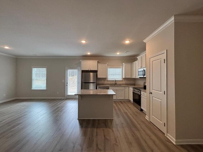 Building Photo - 235-B Alston Ridge Dr