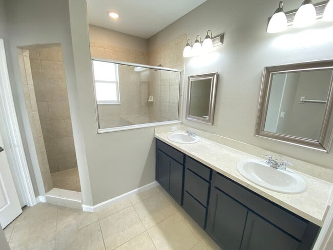 Building Photo - 258 Bella Prestwick Blvd