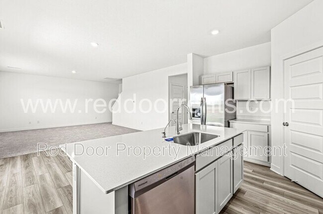 Building Photo - 2954 Grand Rdg Dr
