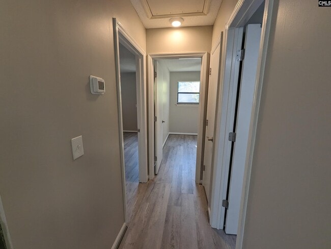 Building Photo - 404 Fox Squirrel Rd