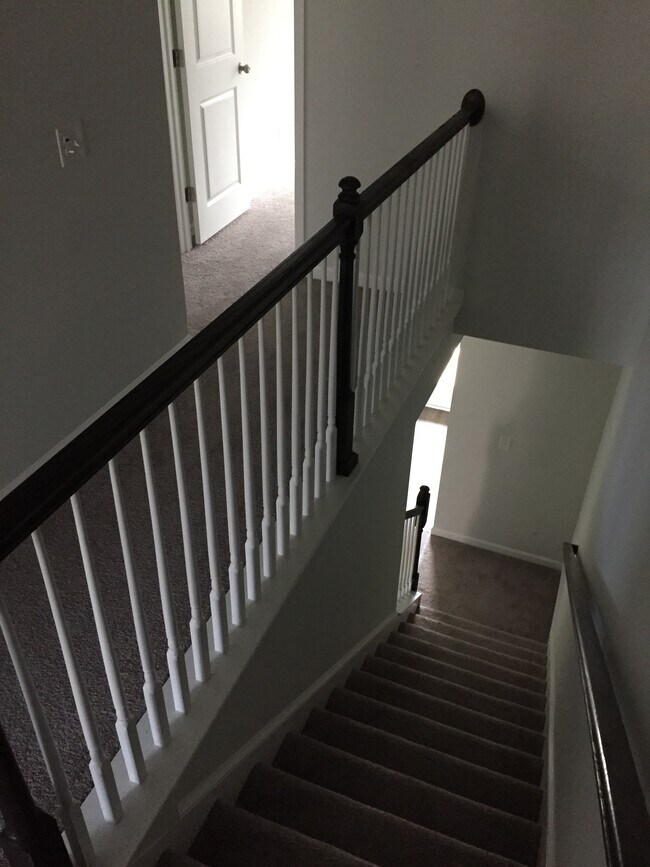 Building Photo - 227 Ceasar Pl