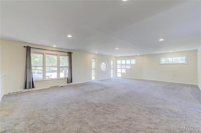 Building Photo - 1219 Blairshire Dr