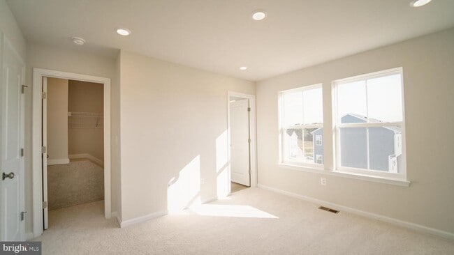 Building Photo - 103 Brashear Ct