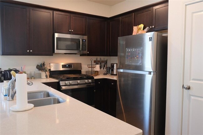 Building Photo - 3424 Lodgepole Dr