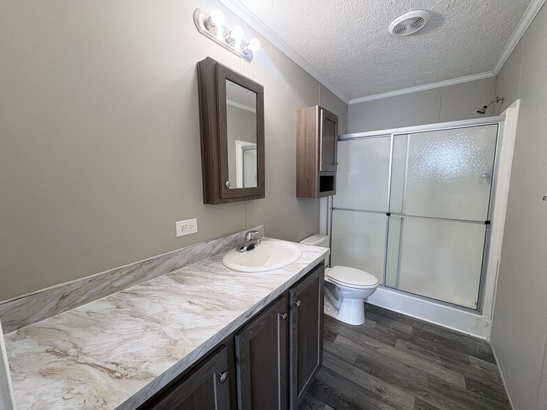 Building Photo - 10610 State Rte 762