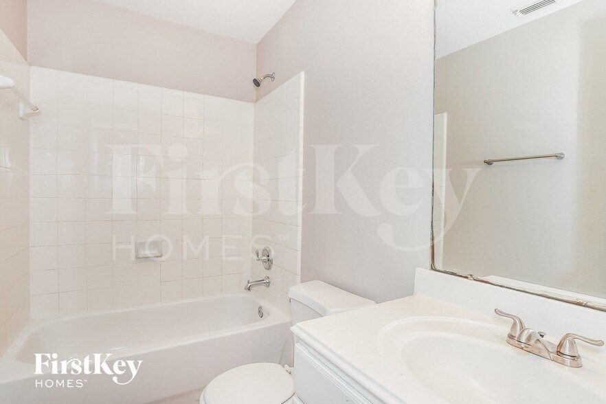 Building Photo - 19407 Dawn Canyon Rd