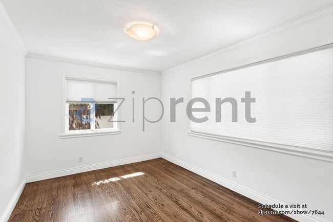 Building Photo - 361 Linfield Dr