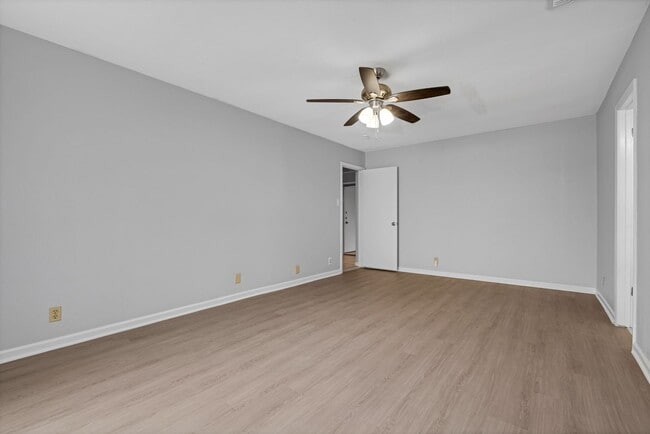 Building Photo - One Story Rental Home located near FM 78 and Walzem available for asap move in!