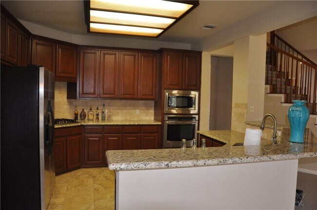 Building Photo - 19112 Ventana Ct