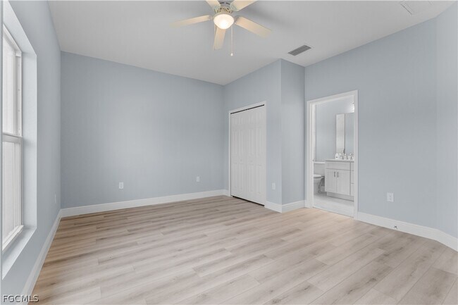 Building Photo - 700 Broadway Ave