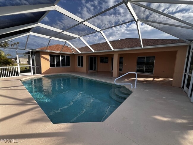 Building Photo - 433 NW 24th Terrace