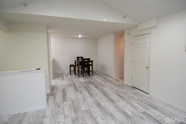 Building Photo - 36 Lackland Ave