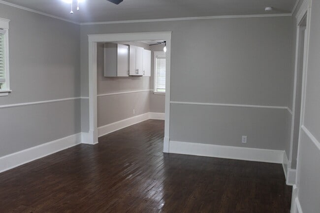 Building Photo - 540 Southtrail Dr