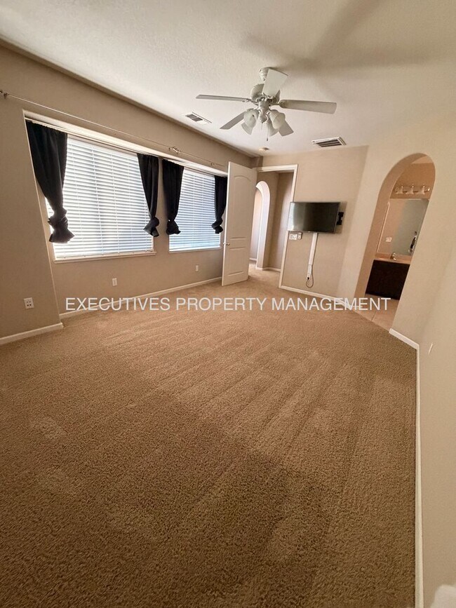 Building Photo - 3895 Bethpage St