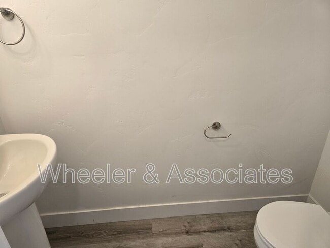 Building Photo - 2085 W 1715 S