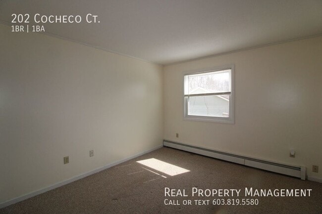 Building Photo - 202 Cocheco Ct