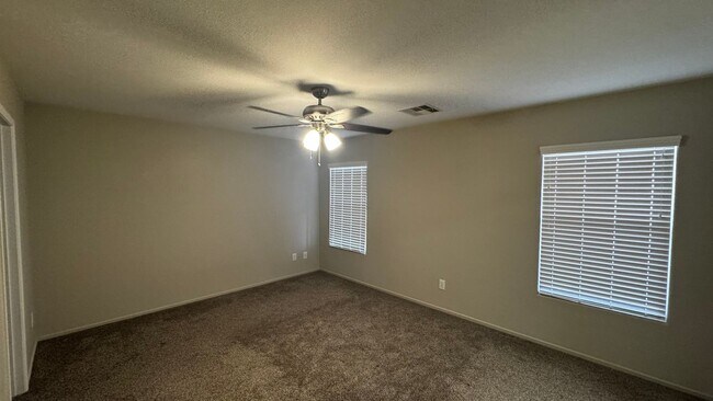 Building Photo - SW Single Story ONLY $1998