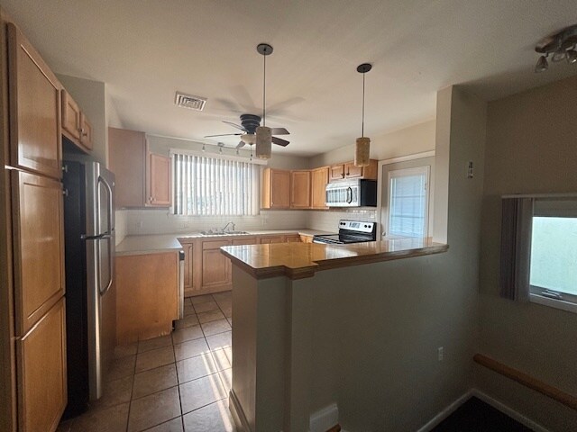 Primary Photo - 512 Brandon Pl