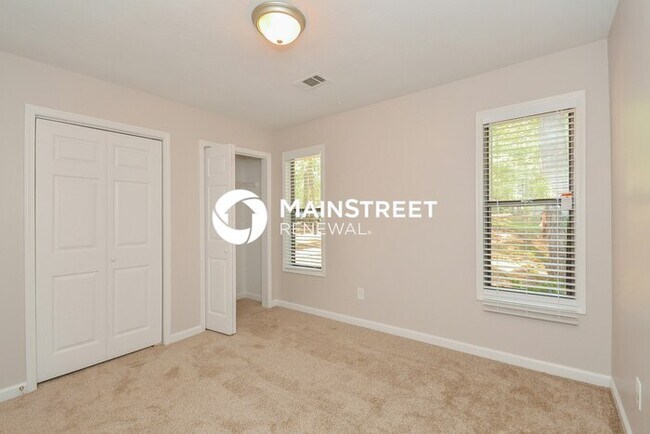 Building Photo - 3 Bedroom Pet-Friendly Home in Conyers, GA with Main Street Renewal