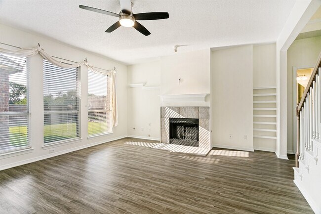 Building Photo - 4149 Creekmeadow Dr