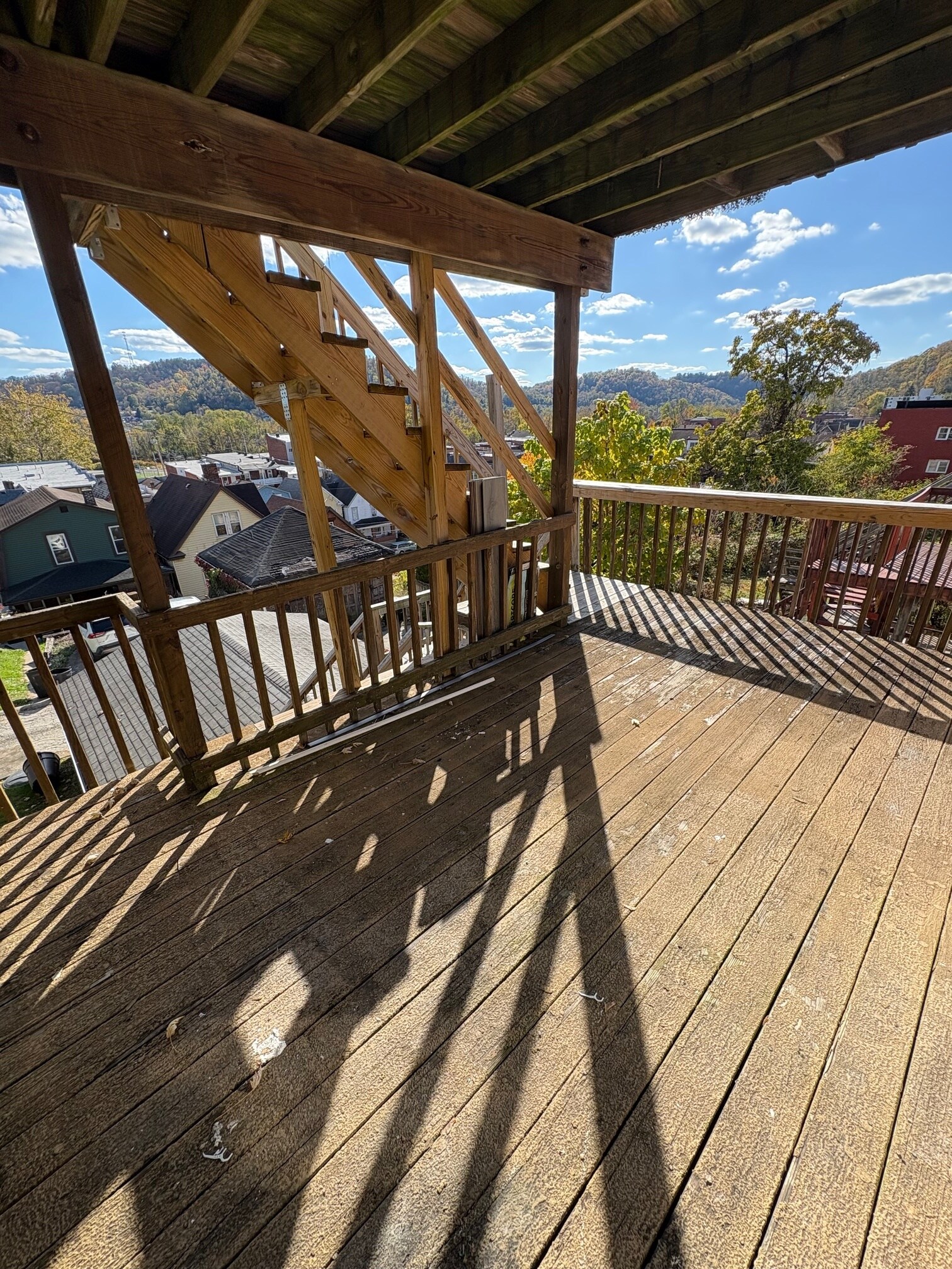 Building Photo - 543 3rd St