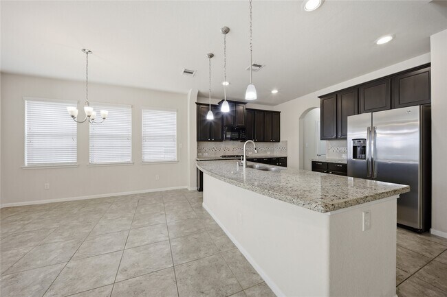 Building Photo - 24014 Via Viale Dr