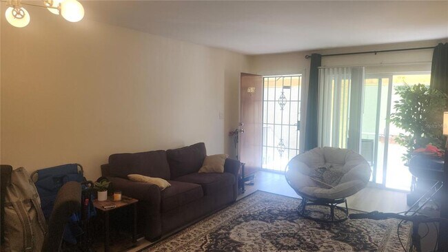 Building Photo - 7519 Dolonita Dr