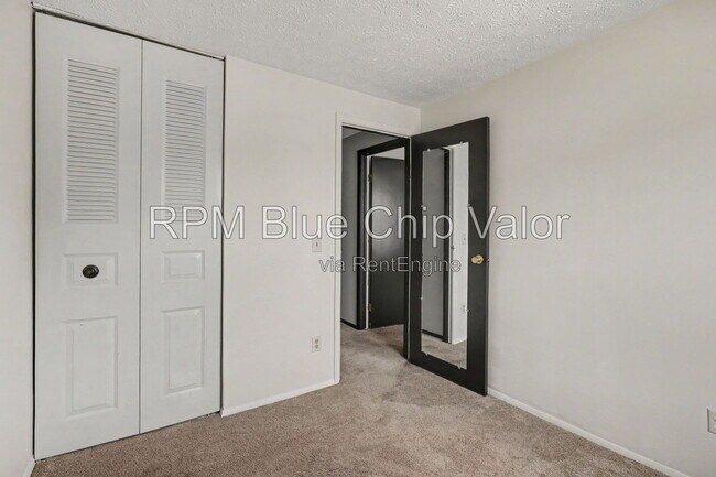 Building Photo - 11674 Greenhaven Ct