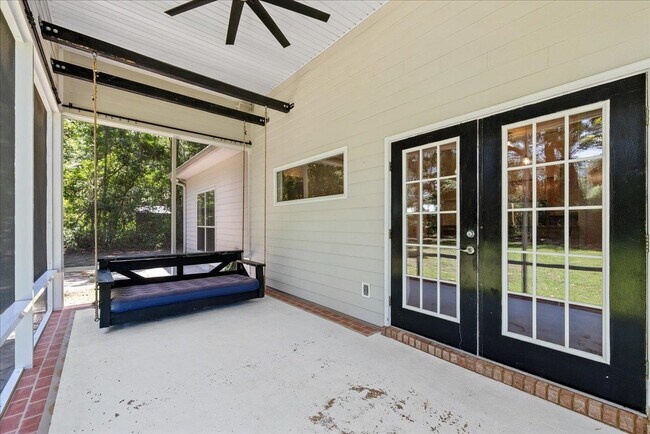 Building Photo - 252 Magnolia Ridge