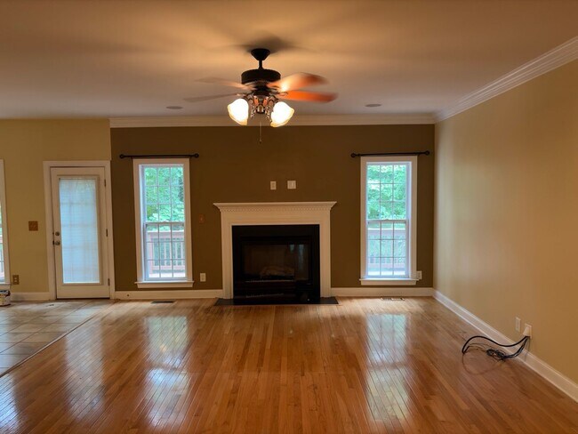 Building Photo - 507 Hannah McKenzie Dr