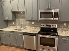 Building Photo - 149 Washington St