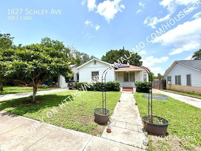 Building Photo - 1627 Schley Ave