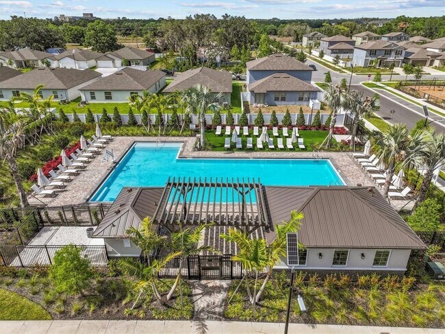 Building Photo - 10205 Alder Green Dr