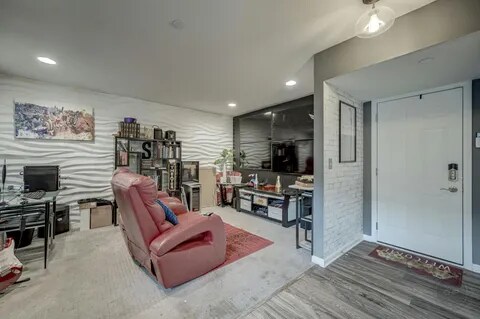 Building Photo - 2508 Huntleigh Ln