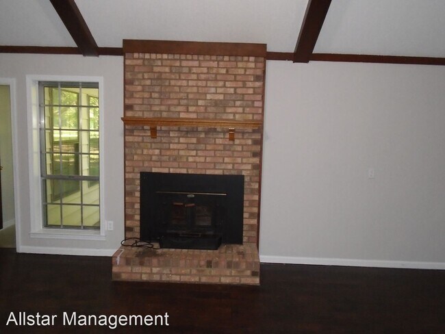 Building Photo - 4 br, 2 bath House - 4241 Faye Drive