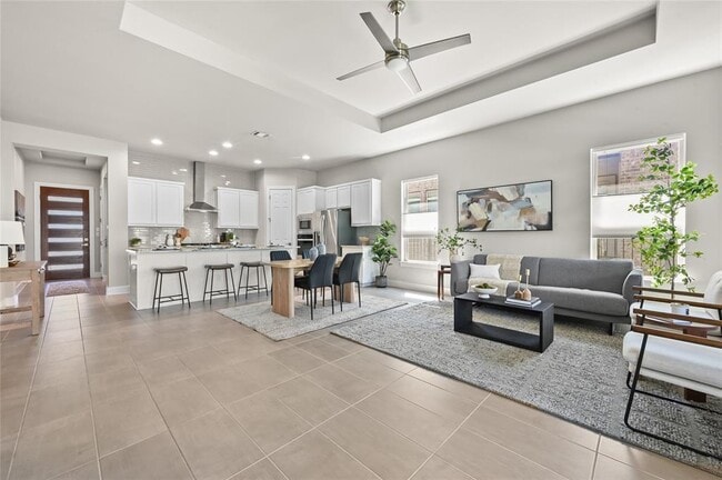 Building Photo - 5013 Paul Thomas Dr