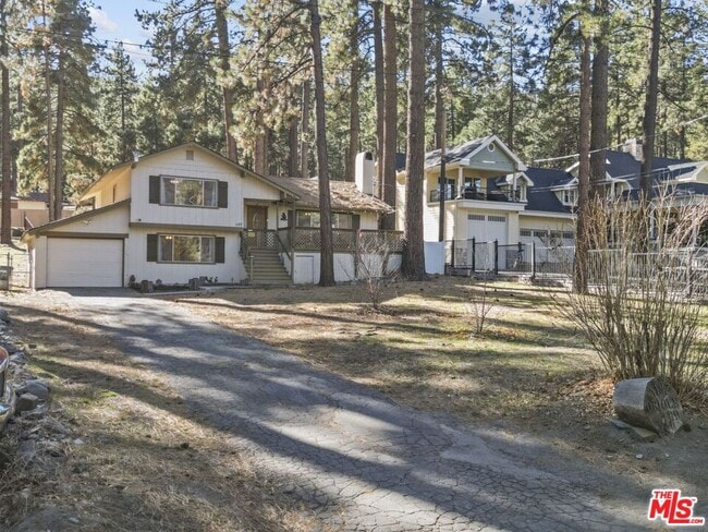 Building Photo - 1197 Oriole Rd