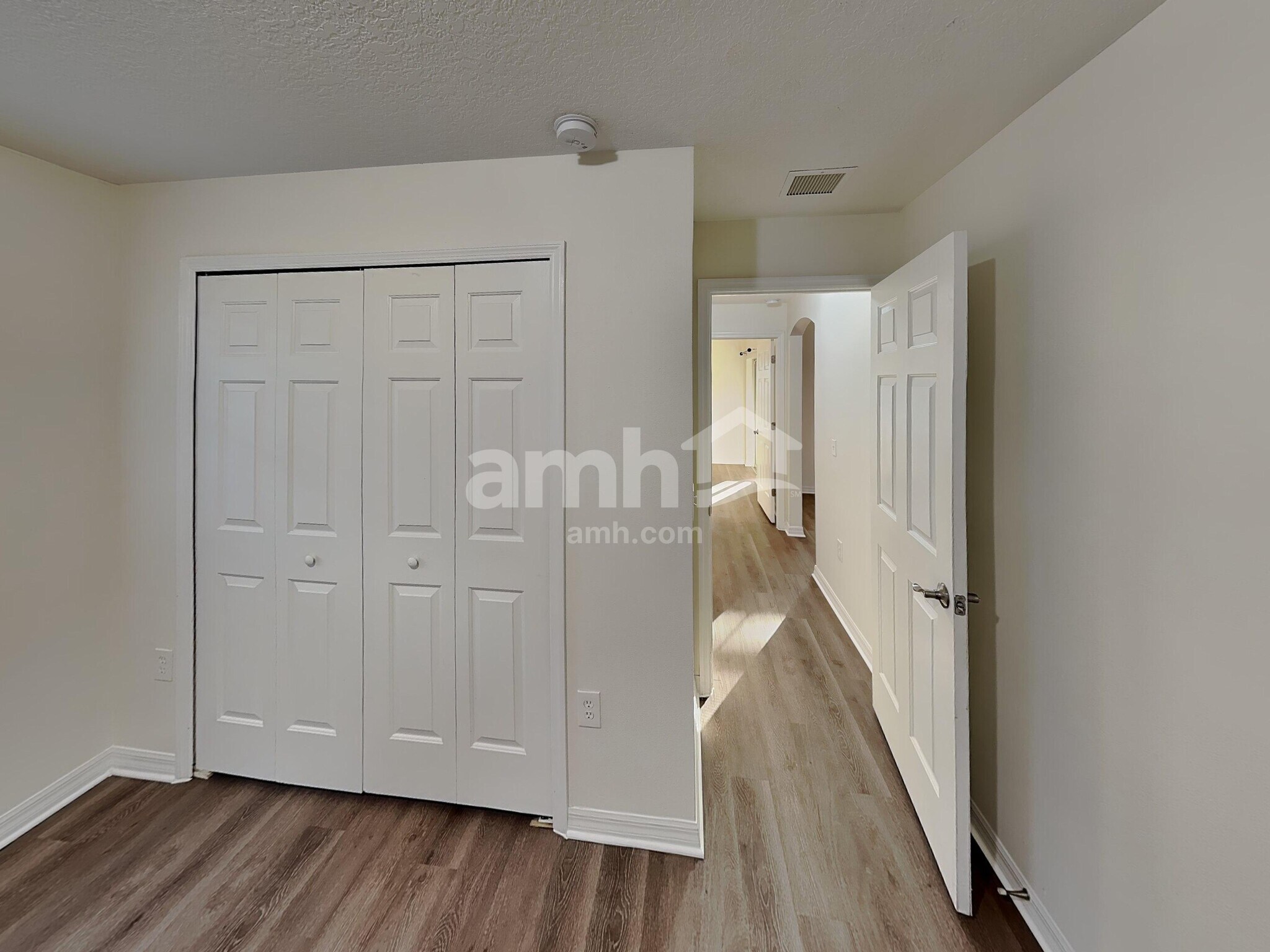 Building Photo - 4611 Treasure Cay Rd